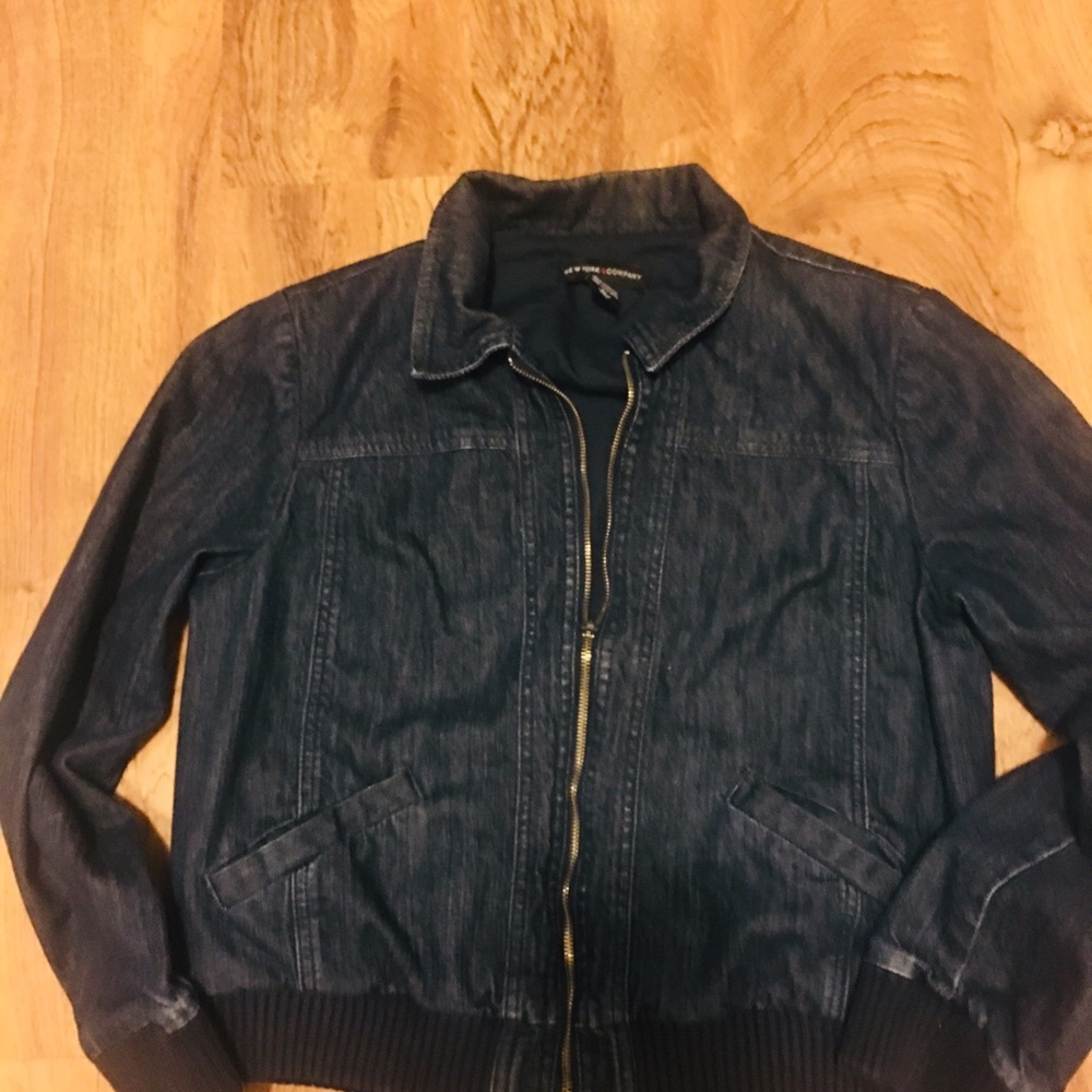 Jean jacket - Picture 2 of 4